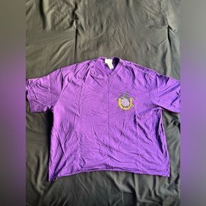 "Radiate good energy" Graphic Tee